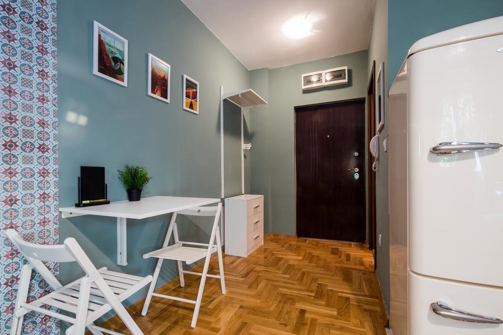 ! Promo! Central Evergreen Studio - Free Public Parking-Fast Wi-Fi Novi Sad Extérieur photo