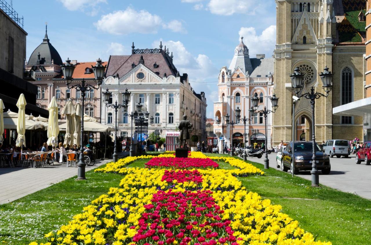 ! Promo! Central Evergreen Studio - Free Public Parking-Fast Wi-Fi Novi Sad Extérieur photo